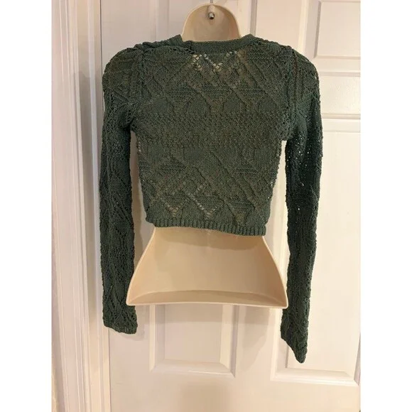 Pull & Bear Cropped Sweater - M - Picture 2 of 3